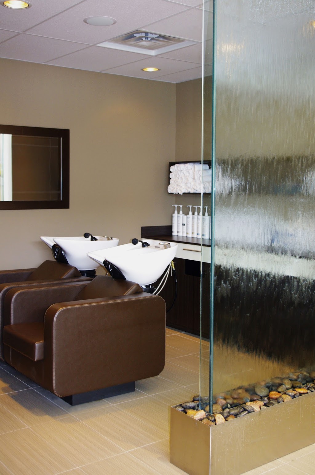 Distinction Heidi | 1206 Rue Yves-Blais Yves-Blais, Terrebonne, QC J6V 1P7, Canada | Phone: (450) 932-3223