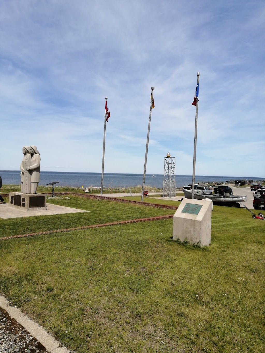 ONeil Raymond & Son Fisheries LTD | 221 Escuminac Point Rd, Escuminac, NB E9A 1V6, Canada | Phone: (506) 228-4794