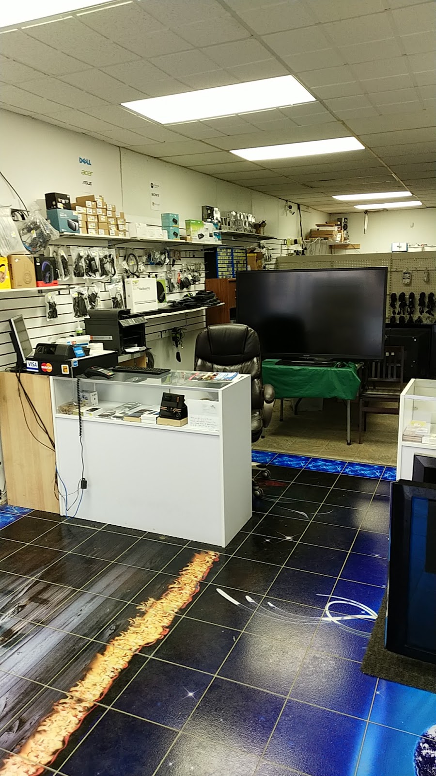 Tech Edge Ltd | 702 22 St W #2, Saskatoon, SK S7M 0R5, Canada | Phone: (306) 664-2666