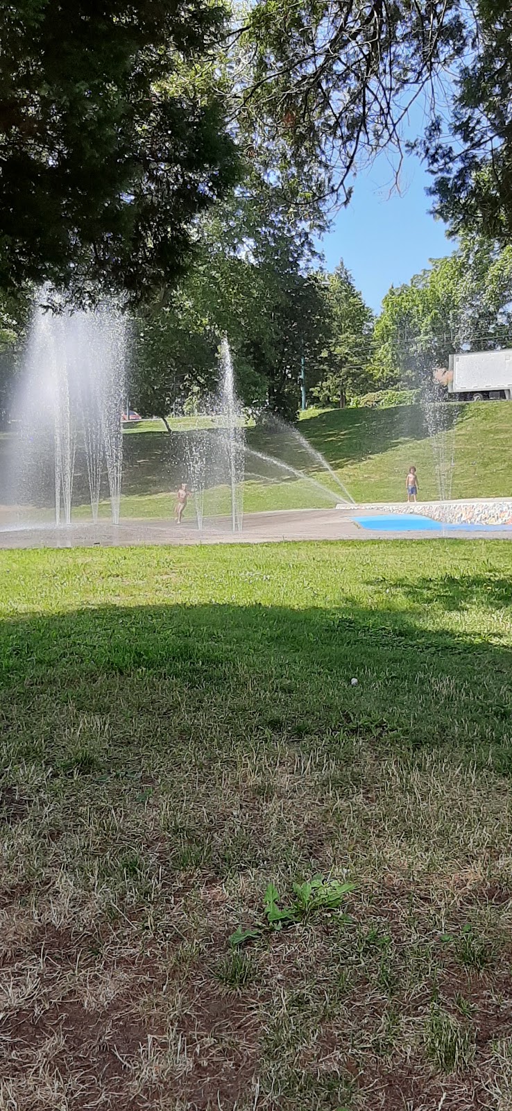 Hastings Community Park Splash Area | 3096 E Hastings St, Vancouver, BC V5K, Canada | Phone: (604) 998-2777
