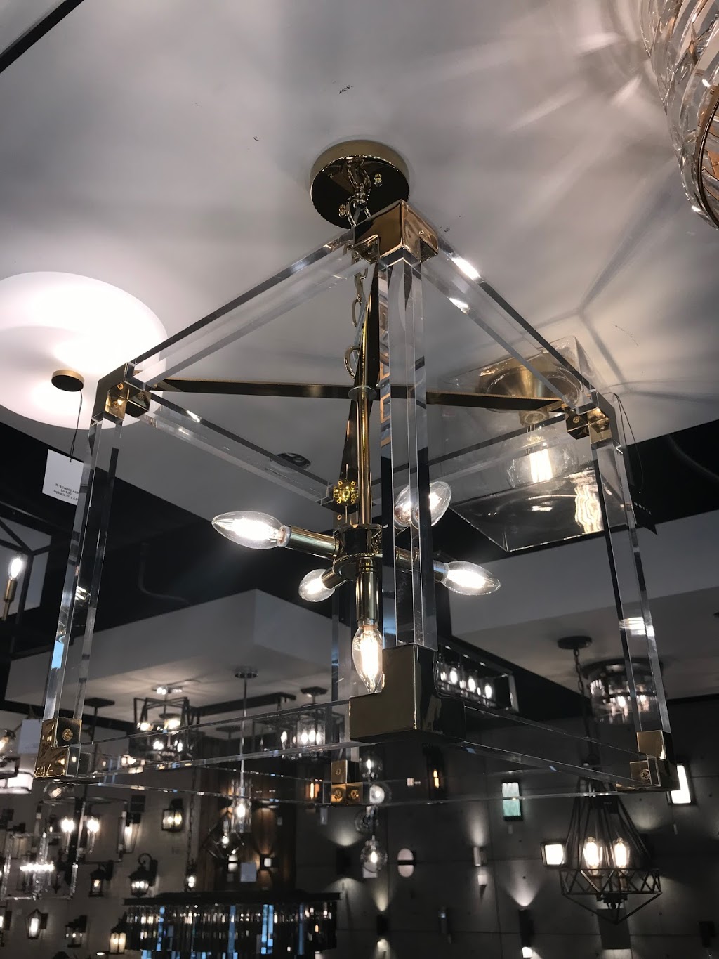 Dolce Lighting | 6260 Hwy 7 Unit 14, Woodbridge, ON L4H 4G3, Canada | Phone: (905) 850-7978