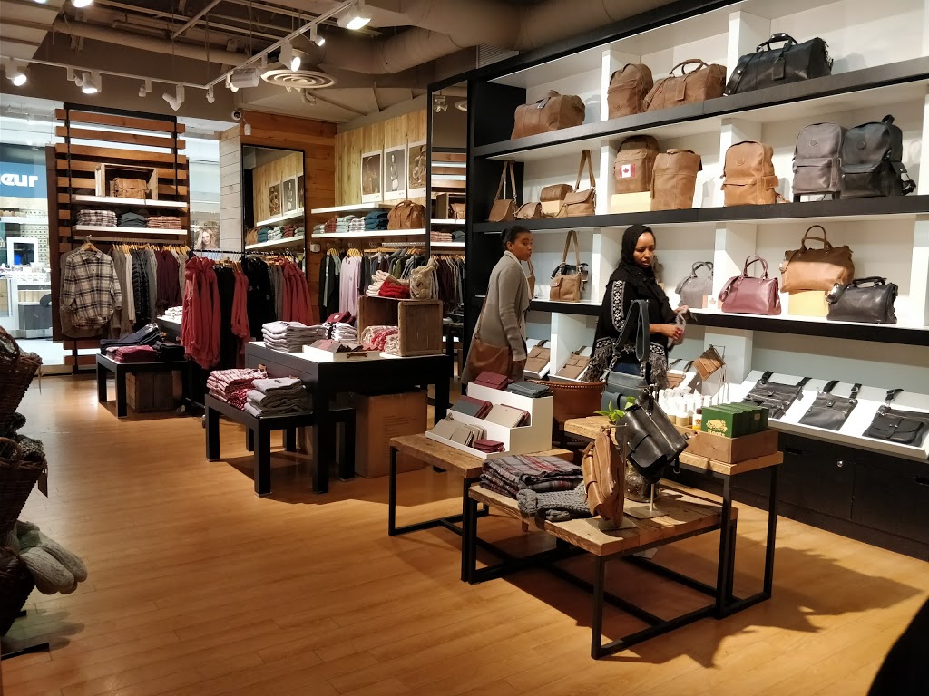 Roots | 1200 St Laurent Blvd, Ottawa, ON K1K 3B8, Canada | Phone: (613) 288-1492