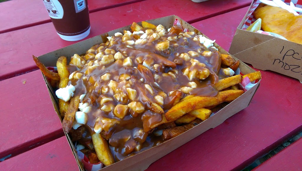 Jerry Van Beeks Fish & Chips Restaurant | 320 Yonge St, Barrie, ON L4N 4C8, Canada