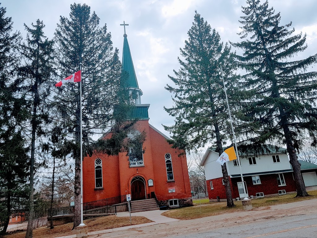 St. Johns Catholic Church | 207 Pine St, Waubaushene, ON L0K 2C0, Canada | Phone: (705) 538-2353