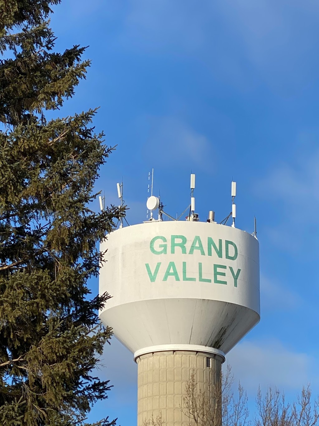 Town of Grand Valley | point of interest | 5 Main St N, Grand Valley, ON L0N 1G0, Canada | 5199285652 OR +1 519-928-5652