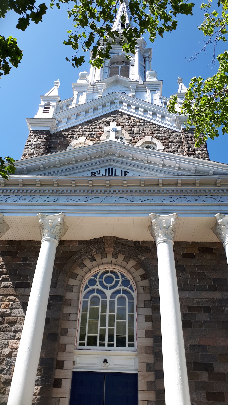 Presbytère Laurierville | 145 Rue Grenier, Laurierville, QC G0S 1P0, Canada | Phone: (819) 365-4444