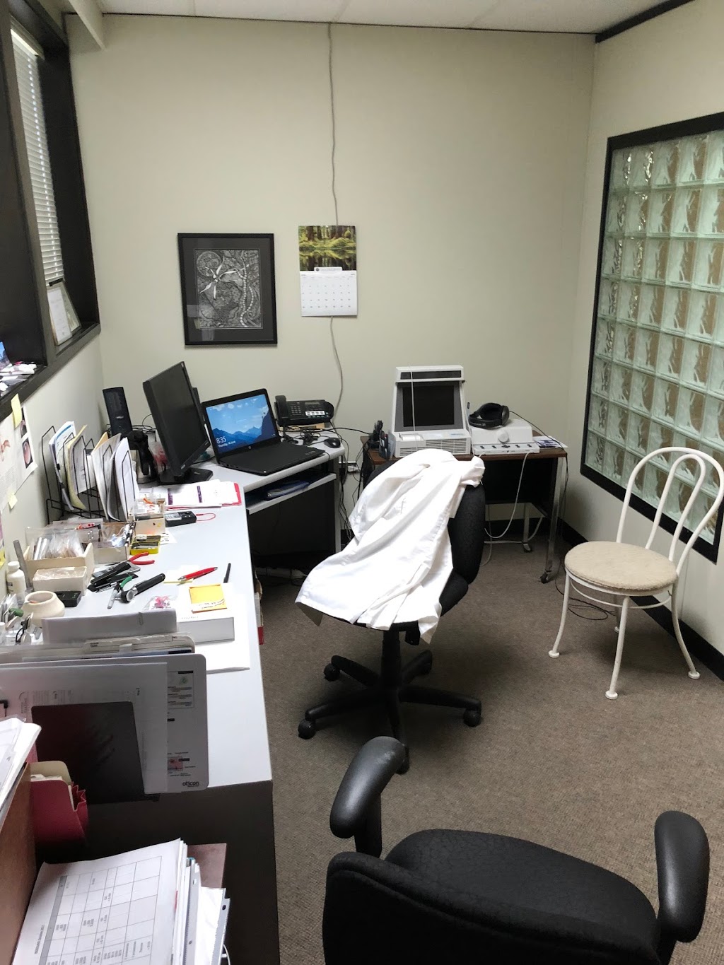 HearCANADA | 1821 Fort St Unit 102, Victoria, BC V8R 1J6, Canada | Phone: (250) 900-4224