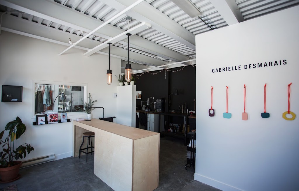 Atelier Gabrielle Desmarais | 2415 Bd Industriel, Chambly, QC J3L 4W3, Canada | Phone: (438) 495-1322
