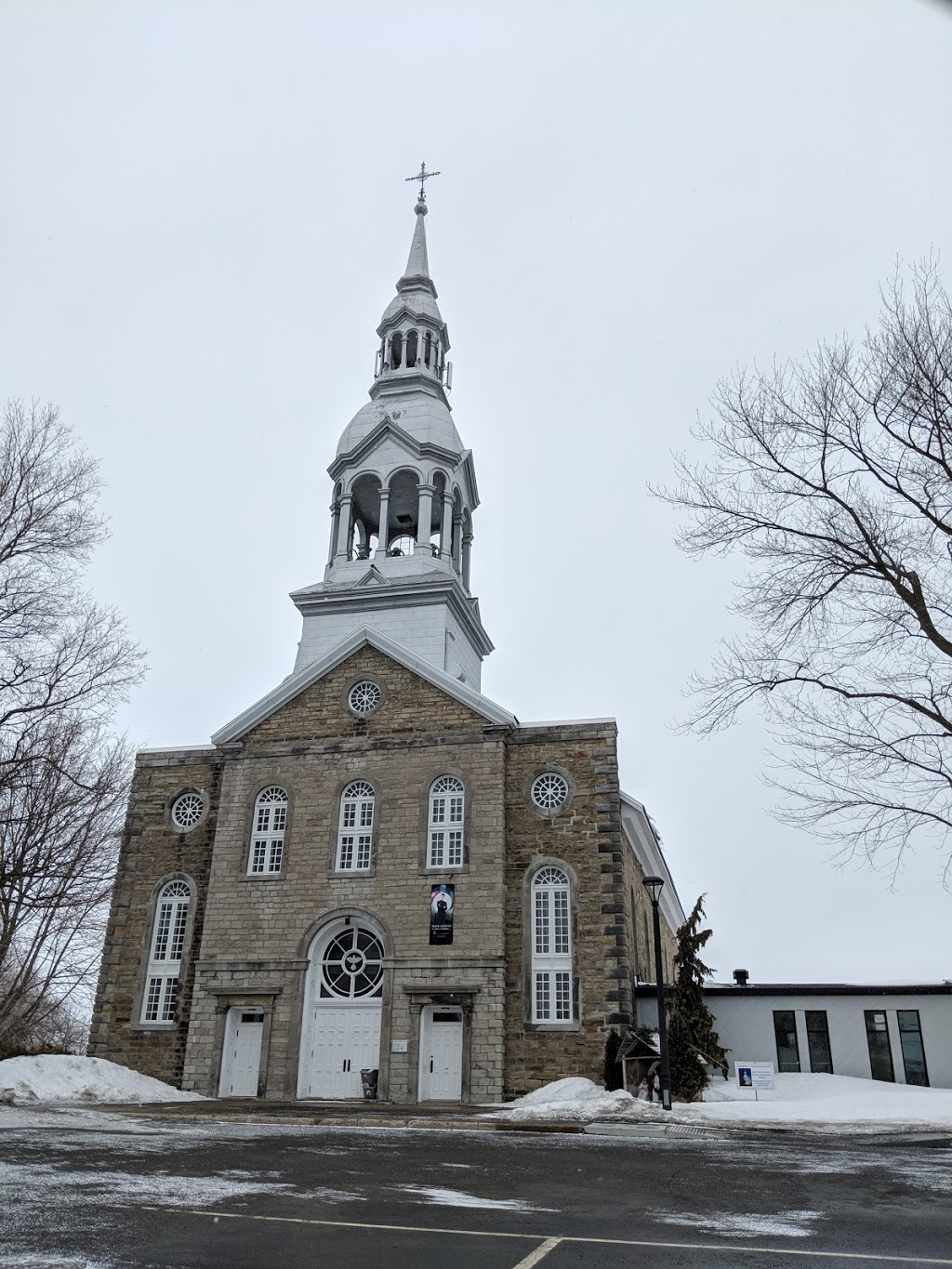 Eglise St-Benoit | 9155 Rue Dumouchel, Mirabel, QC J7N 2N7, Canada | Phone: (450) 258-3928