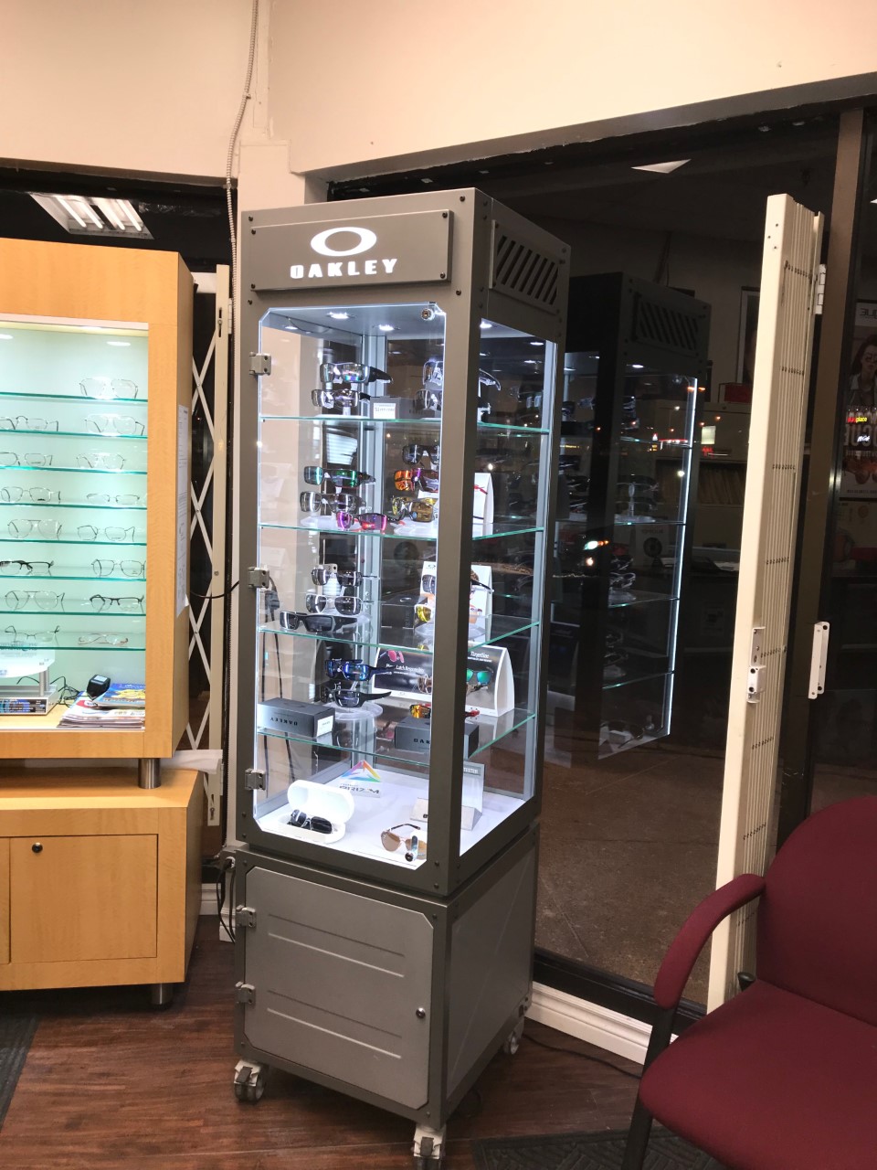 Kingsway Optometry Oshawa | 1300 King St E Unit14, Oshawa, ON L1H 8J4, Canada | Phone: (289) 240-2893