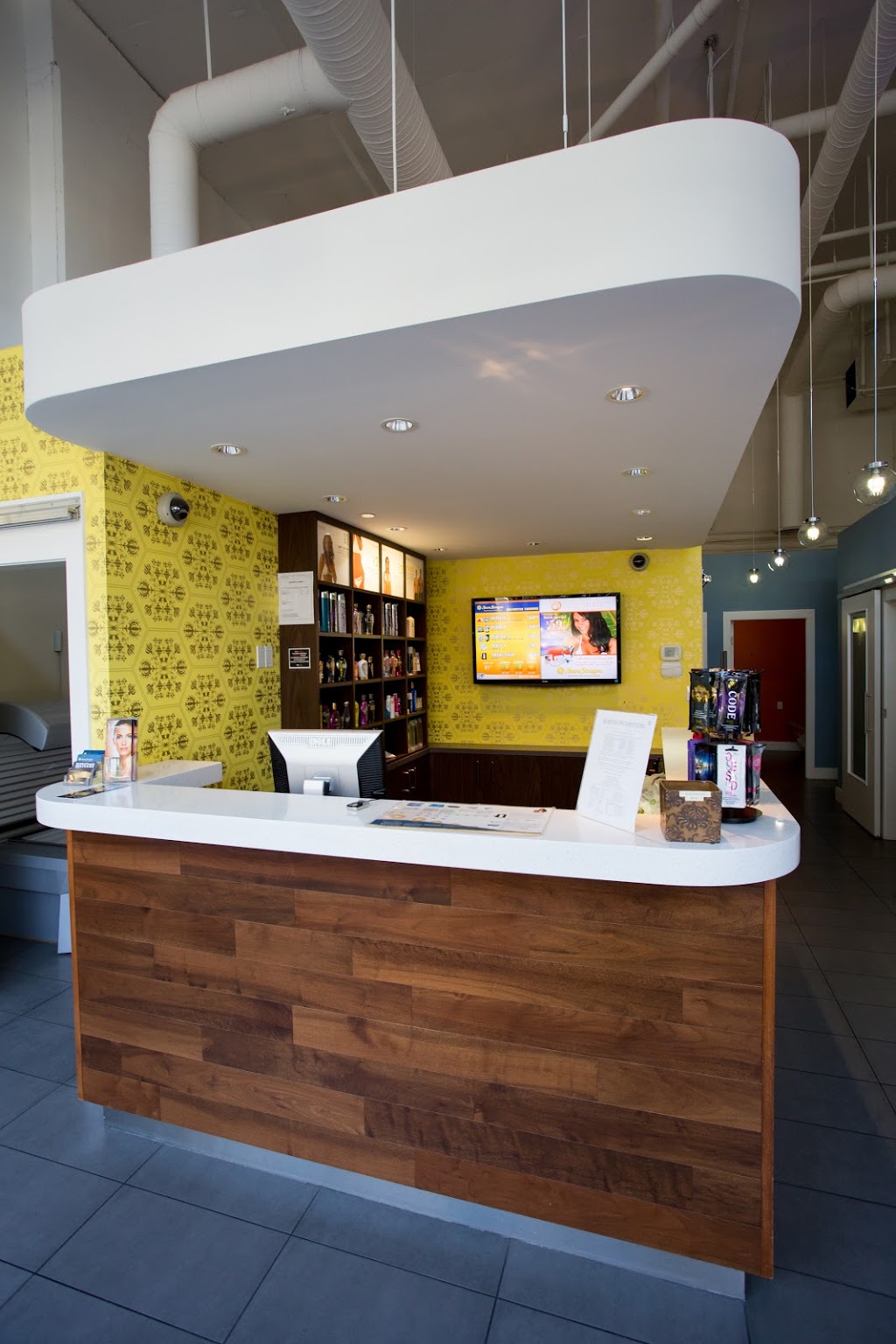 SunScape Tanning Studios | 121 Brew St, Port Moody, BC V3H 0E2, Canada | Phone: (604) 461-8266