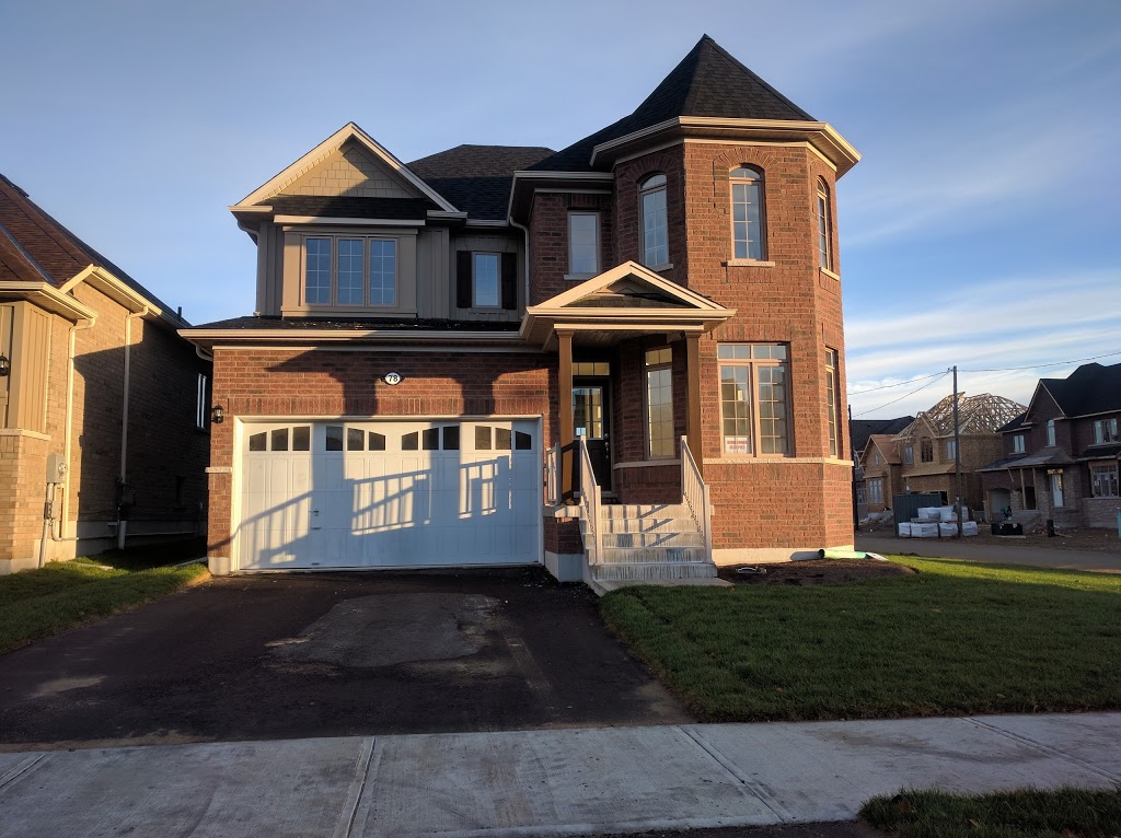 Stonemanor Woods | 974 Sunnidale Rd, Barrie, ON L4M 4S4, Canada | Phone: (705) 252-5861