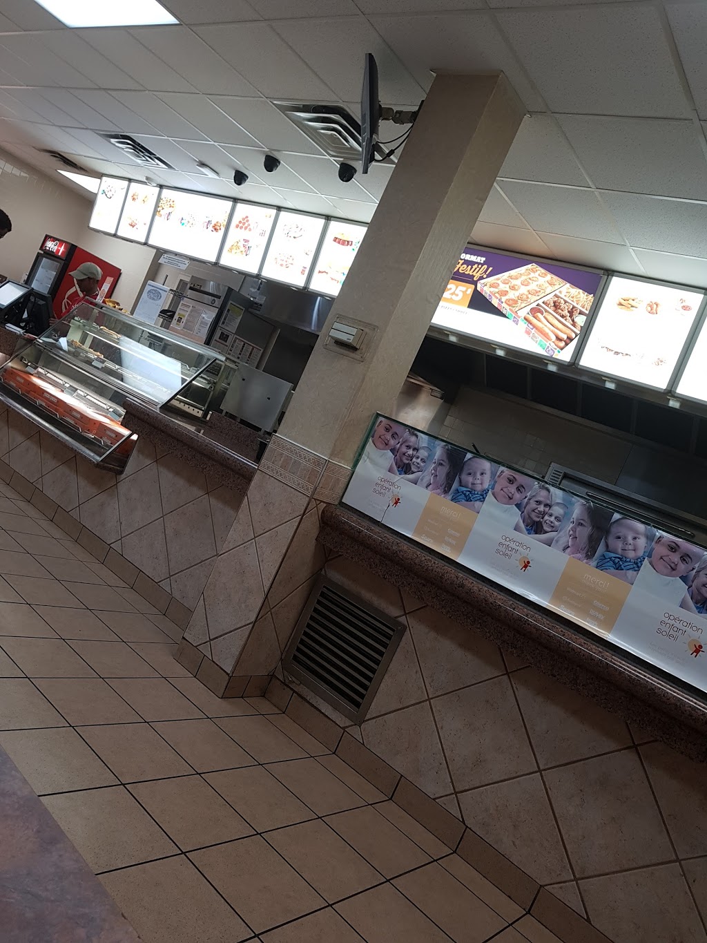 Pizza Pizza | 2 Rue Georges-Bilodeau, Gatineau, QC J8Z 1V2, Canada | Phone: (613) 737-1111