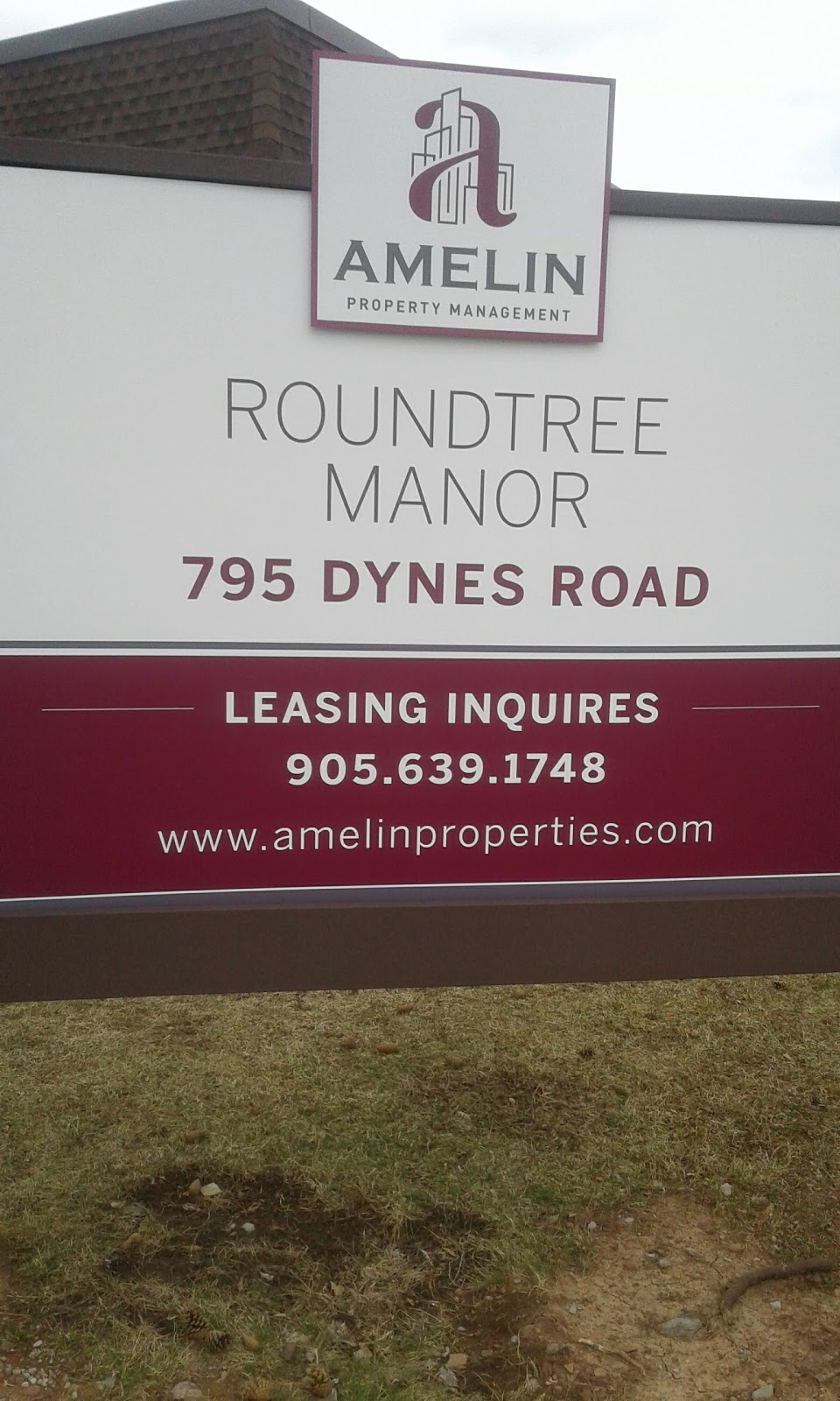 Round Tree Manor | 795 Dynes Rd, Burlington, ON L7N 2P7, Canada | Phone: (905) 639-1748