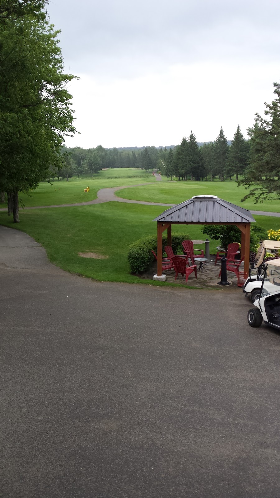 Club de Golf de Plessisville | 328 Rang du Golf, Plessisville, QC G6L 2Y2, Canada | Phone: (819) 362-3387