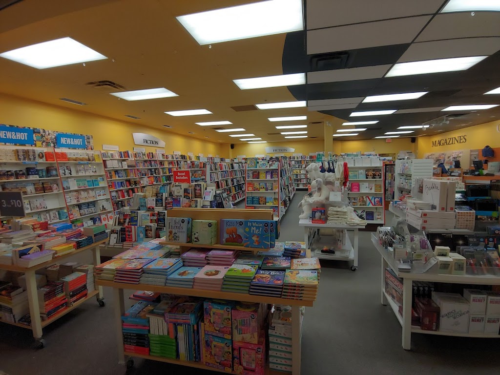 Coles | 1100 Pembroke St E, Pembroke, ON K8A 6Y7, Canada | Phone: (613) 735-3661