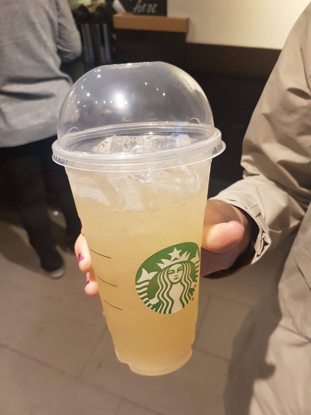 Starbucks | 5504 Cambie St, Vancouver, BC V5Z 3A2, Canada | Phone: (604) 321-1042