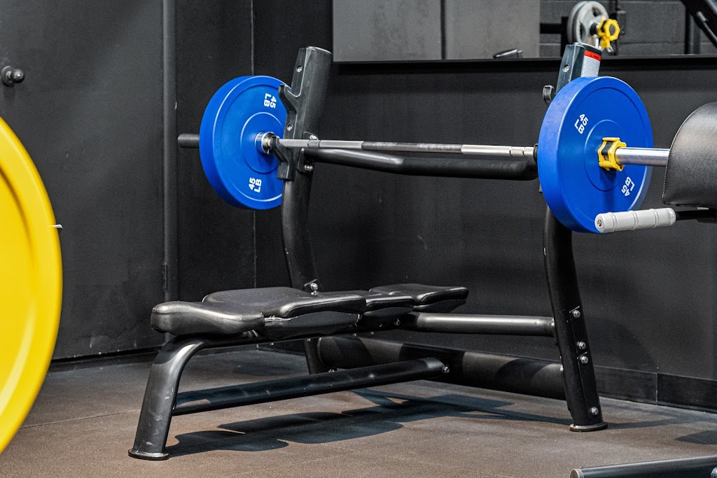 Elk Fitness | 2018 17 Ave, Didsbury, AB T0M 0W0, Canada | Phone: (647) 821-4541