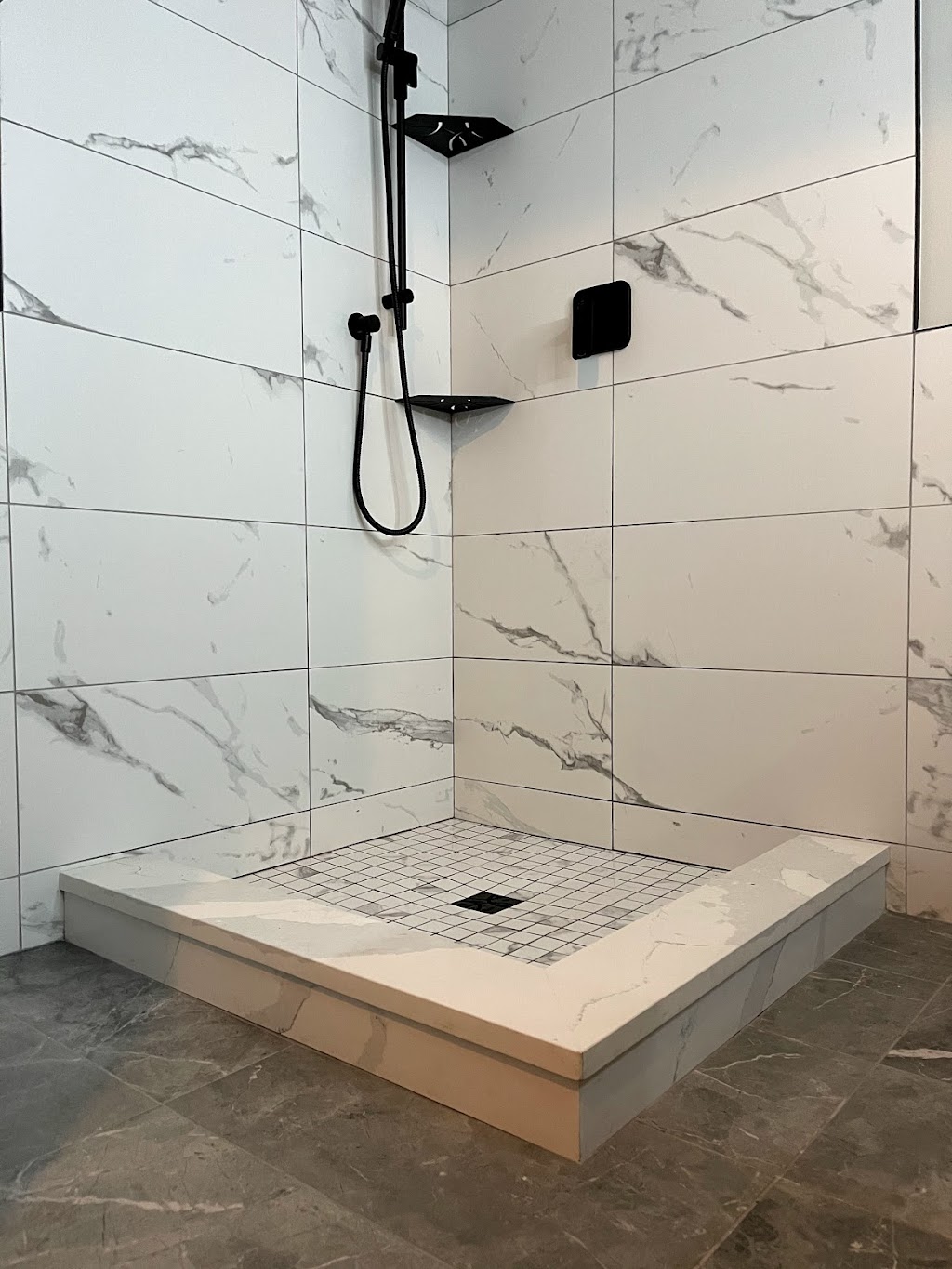 BATH FX INC | 89 Elgin Meadows Cir SE, Calgary, AB T2Z 0W6, Canada | Phone: (403) 992-2284