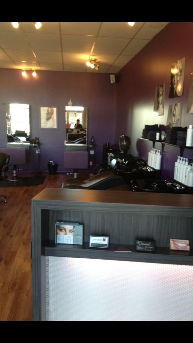 Salon La Place | 76 QC-338, Les Coteaux, QC J7X 1A2, Canada | Phone: (450) 267-3631