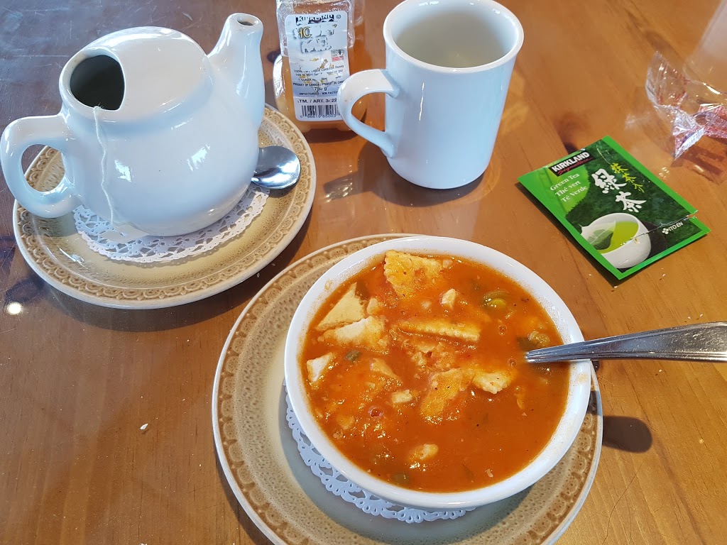 The Original Moms Restaurant | 65 Bell Farm Rd, Barrie, ON L4M 5G1, Canada | Phone: (705) 726-8761