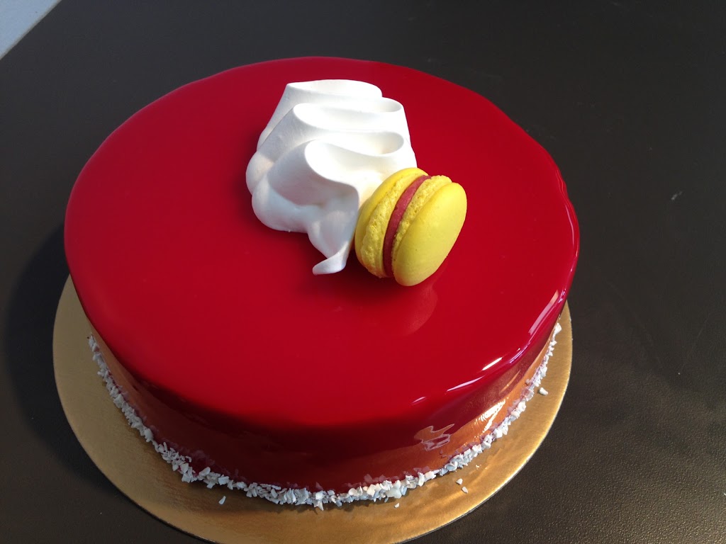Manzana Pâtisserie | 1810 Route des Rivières local 104, Saint-Nicolas, QC G7A 2P6, Canada | Phone: (418) 836-4145
