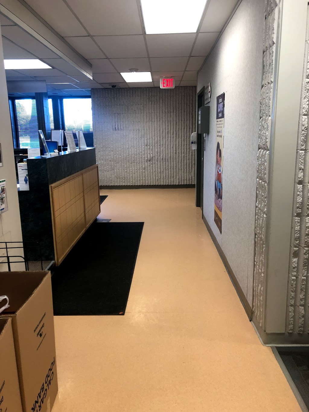 Thornhill Medical Centre | 18 Centre St, Thornhill, ON L4J 1E9, Canada | Phone: (905) 889-3634
