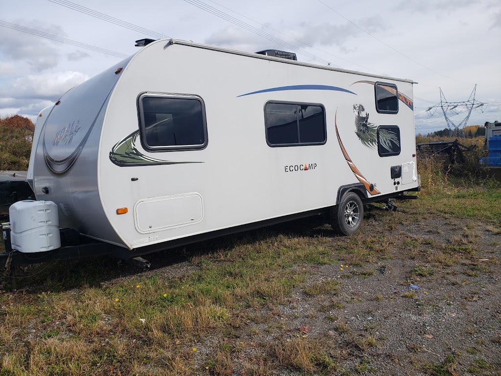 loueruneroulotte.ca -location de roulottes à Québec | 12576 Bd de la Colline, Québec, QC G3E 1H1, Canada | Phone: (418) 843-7707