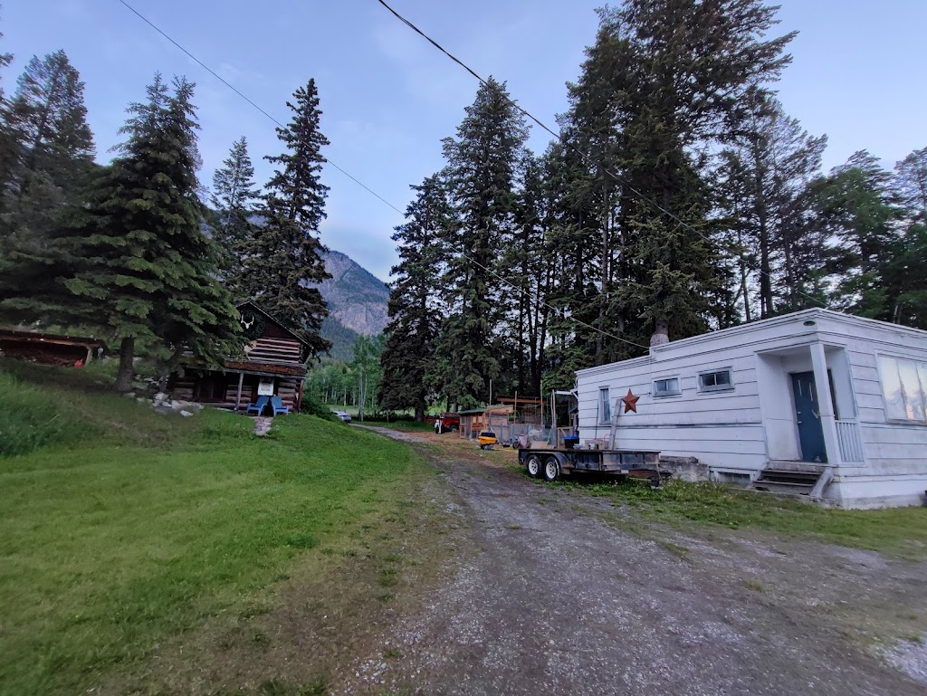 Flyway Farm & Forest | 1050 BC-95, Spillimacheen, BC V0A 1P0, Canada | Phone: (403) 875-7586