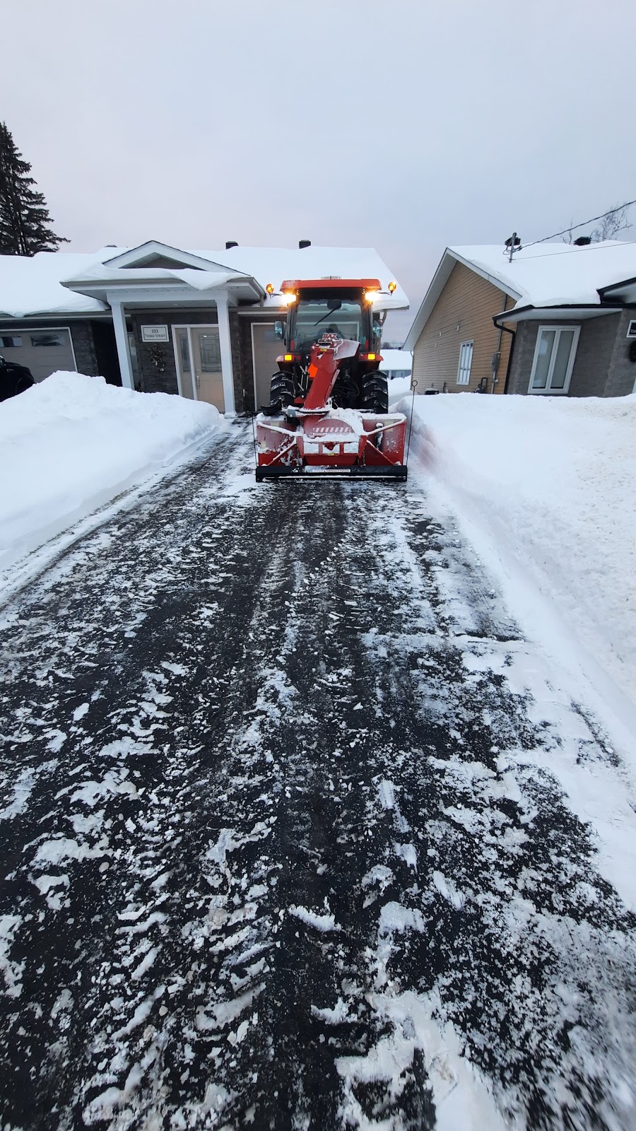 Baz Excavating | 891 Thibeault Rd, Cache Bay, ON P0H 1G0, Canada | Phone: (705) 845-0339