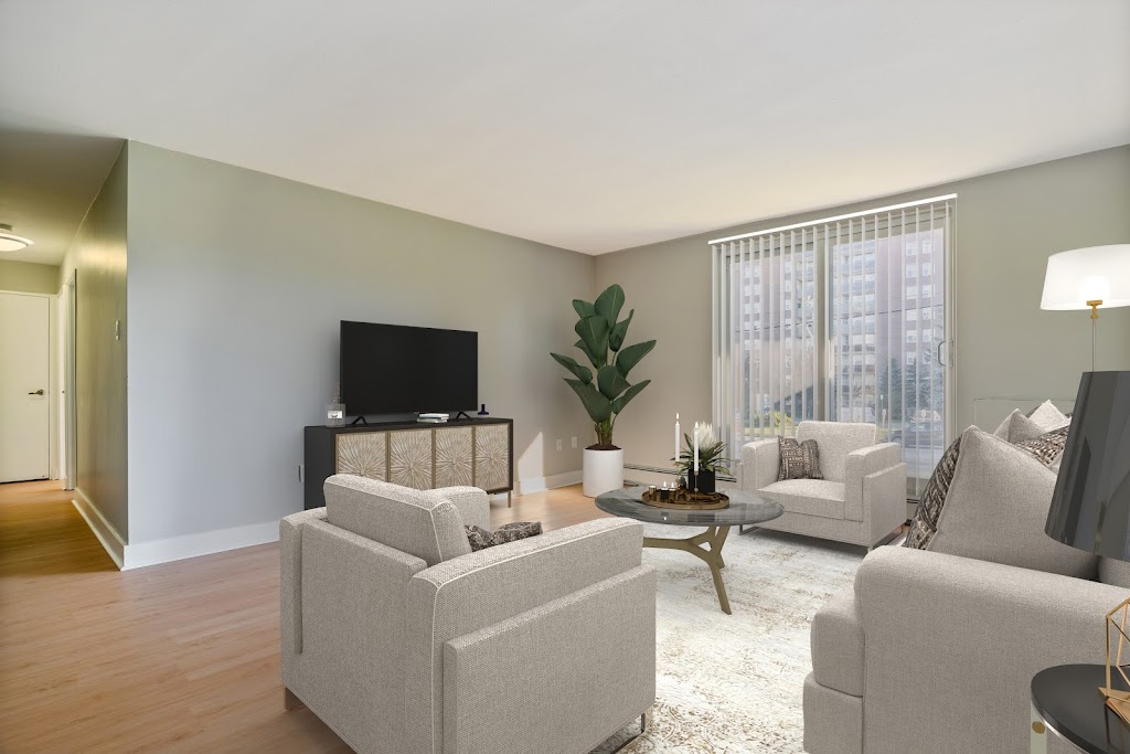 The Boardwalk - Hazelview Properties | 725, 735 and 745, 745 Wonderland Rd S, London, ON N6K 1M1, Canada | Phone: (519) 636-9314