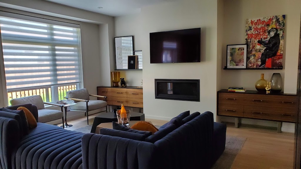 Frenchmans Bay Presentation Centre | 1308 Gull Crossing, Pickering, ON L1W 0B1, Canada | Phone: (905) 839-0038