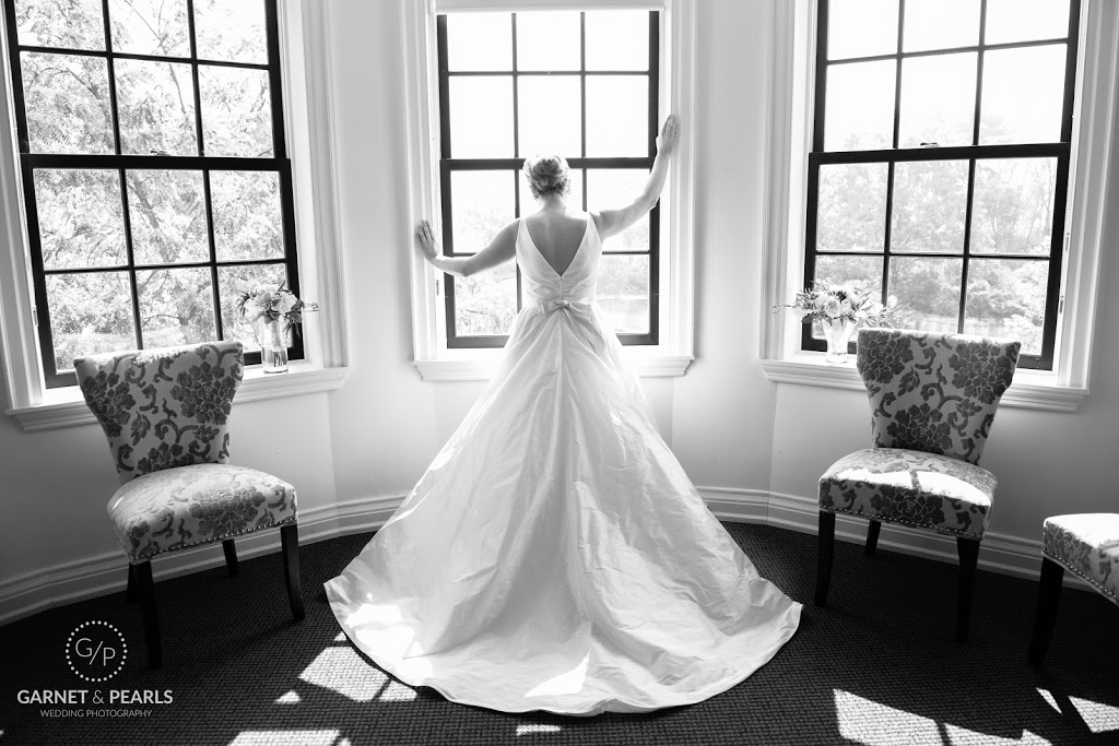 Garnet and Pearls Wedding Photography | 213 Thorold Rd, Welland, ON L3C 3V9, Canada | Phone: (905) 732-3524