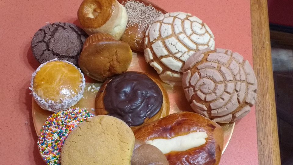 PANADERIA MEXICANA SARAI | 1365 Rue Beaubien E, Montréal, QC H2G 1B5, Canada | Phone: (514) 807-1294