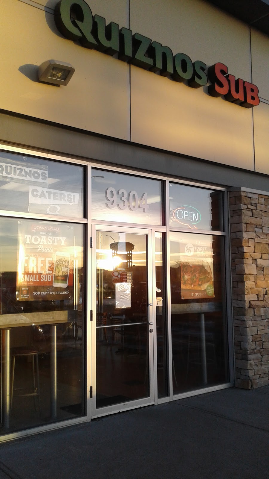 Quiznos | 137 Ave NW Unit 607, Edmonton, AB T5E 6C1, Canada | Phone: (780) 476-5944