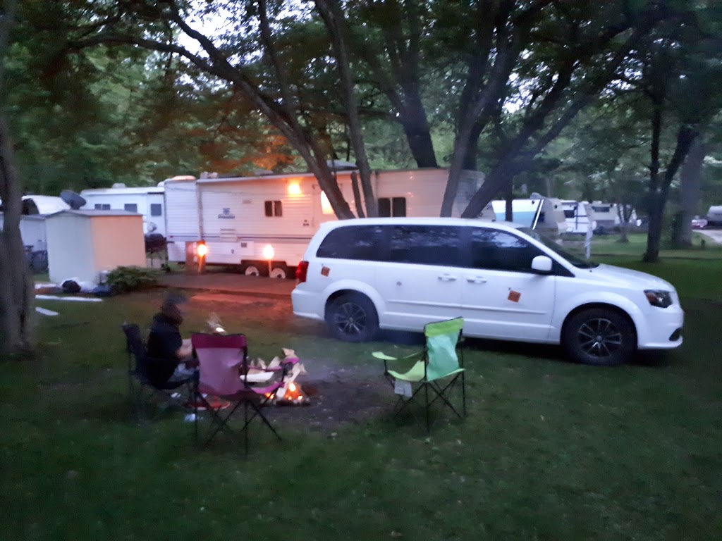 Holiday Beach RV Park | 1652 Puddicombe Rd, New Hamburg, ON N3A 2Z4, Canada | Phone: (519) 662-1475