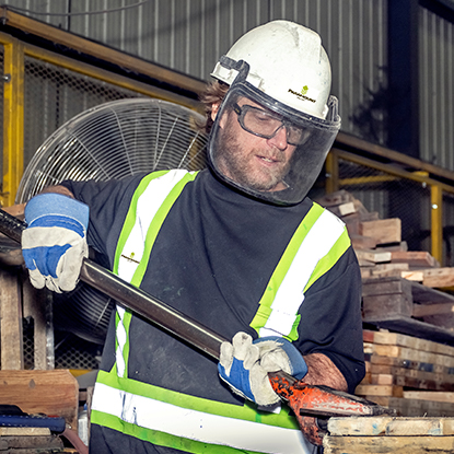 Paramount Pallet | 2595 McGillivray Blvd, Winnipeg, MB R3Y 1G5, Canada | Phone: (204) 889-4431