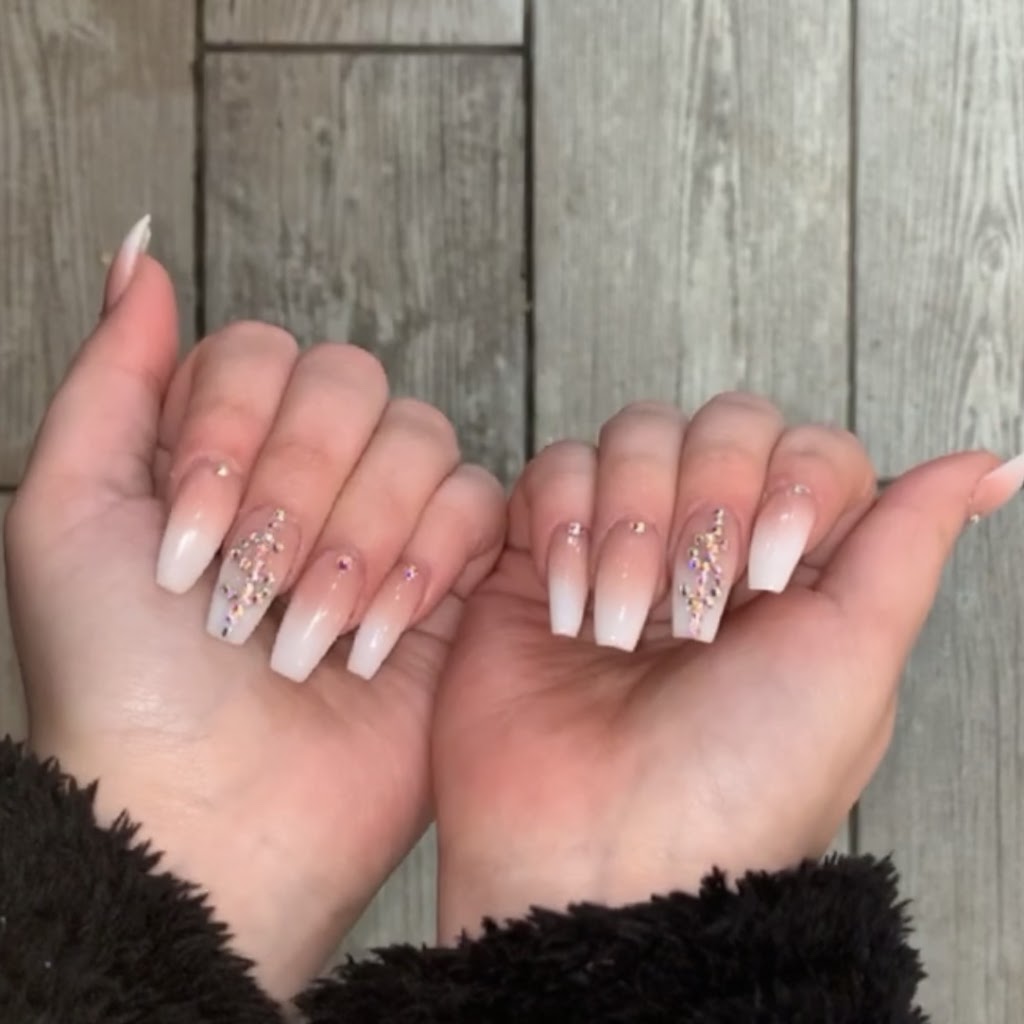 Star Nails & Spa | 1243 Donald St, Gloucester, ON K1J 8W3, Canada | Phone: (613) 746-7878