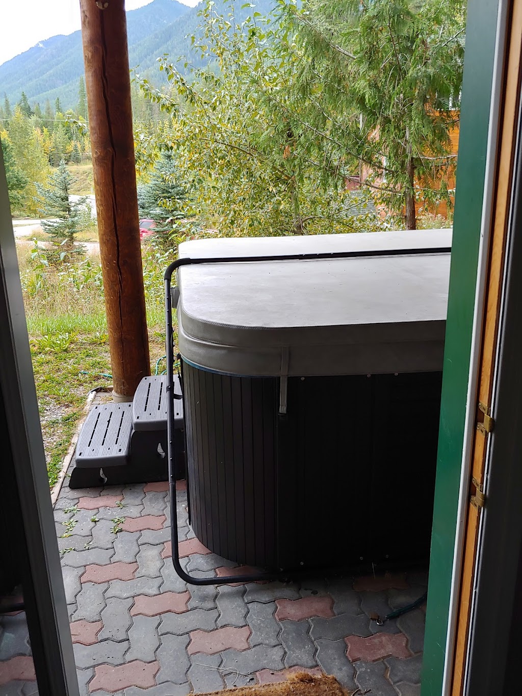 Cedar Ridge Estates by Fernie Lodging Co | 5388 Highline Dr, Fernie, BC V0B 1M6, Canada | Phone: (800) 667-9911