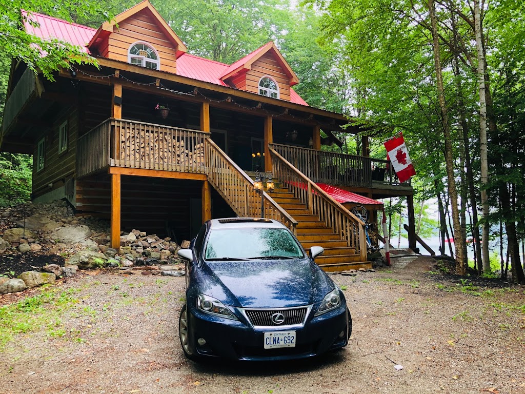 Big Woody Cabin | 1116 Hummingbird Rd, Eagle Lake, ON K0M 1M0, Canada | Phone: (705) 754-2043