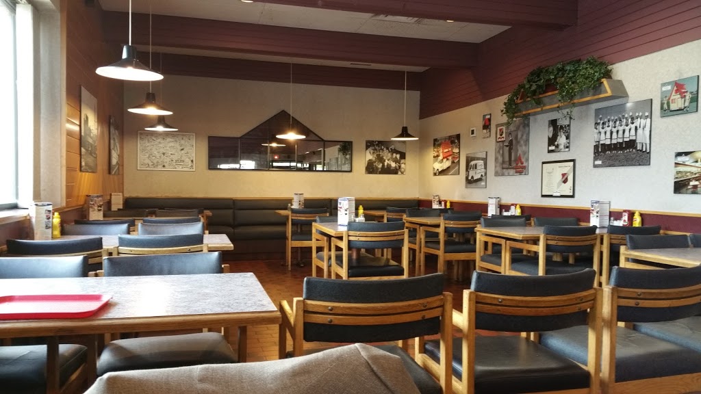 Salisbury House (Commissary) | 1 Bannister Rd, Winnipeg, MB R2R 0P2, Canada | Phone: (204) 633-7955