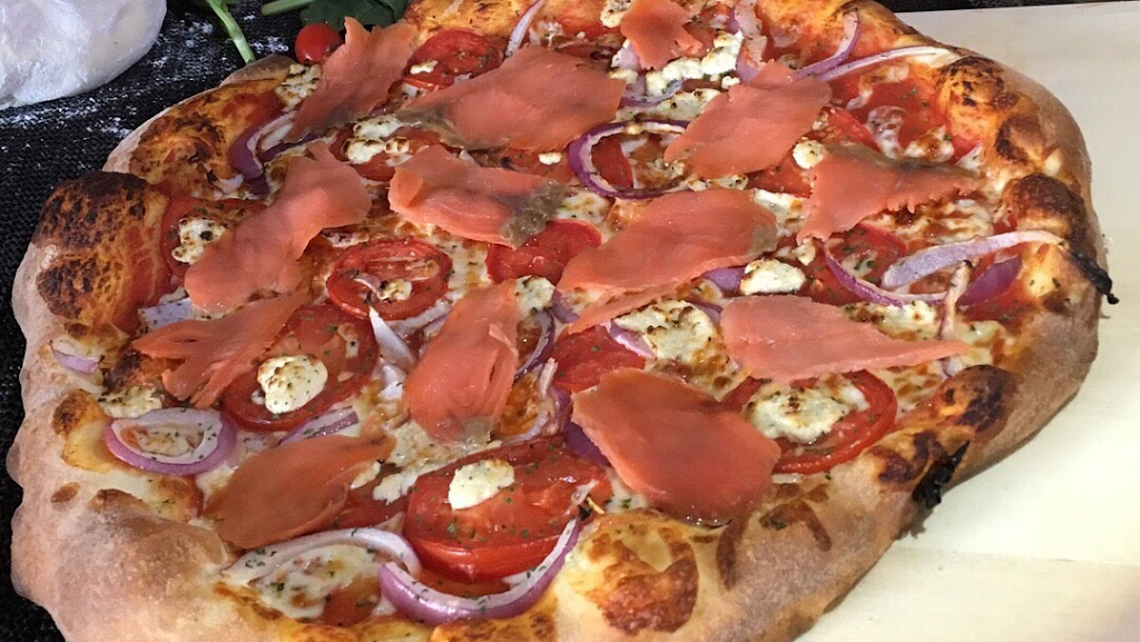 Pizzothai | 163 Rue du Collège, Pont-Rouge, QC G3H 3B3, Canada | Phone: (581) 329-5657