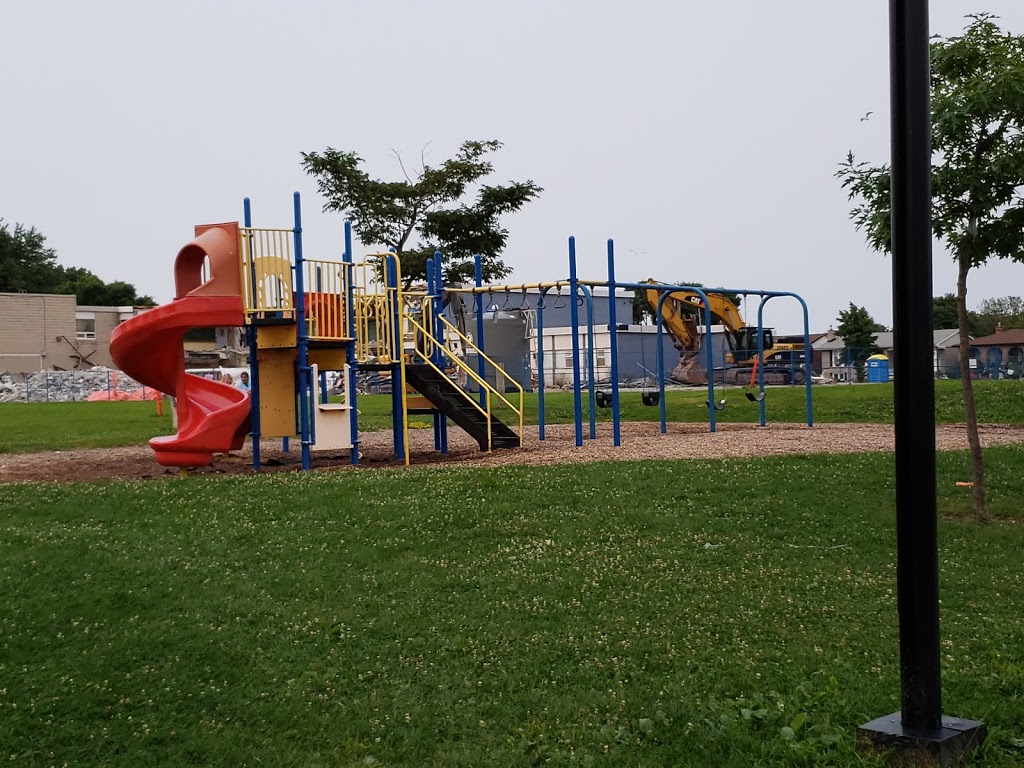 Eastdale Park | 260 Celtic Dr, Hamilton, ON L8E 2T9, Canada | Phone: (905) 546-2489