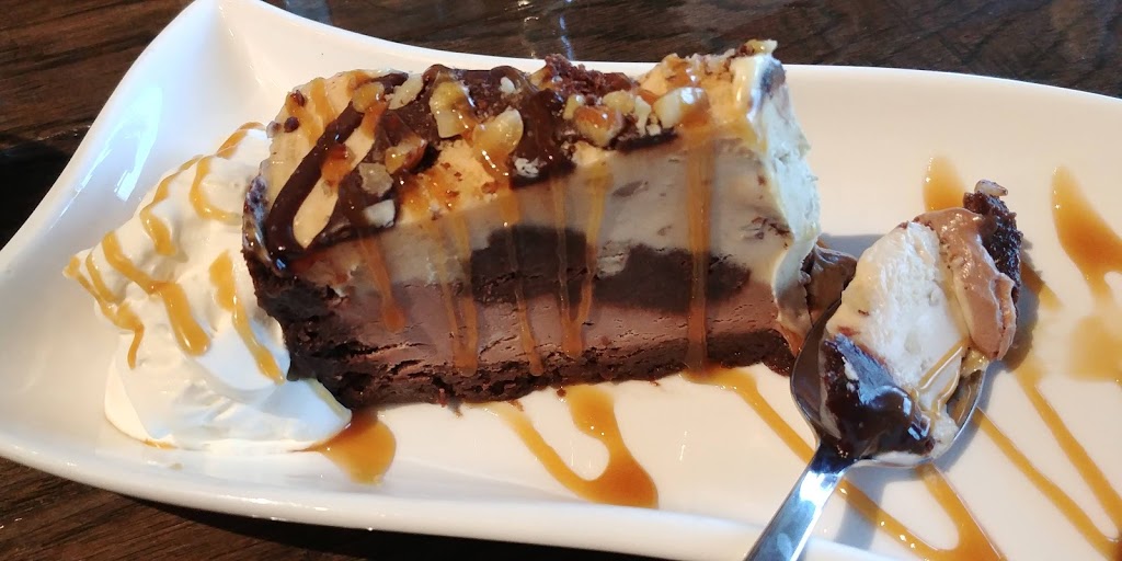 Matty OSheas Pub | 12 Chambers St, Smiths Falls, ON K7A 2A8, Canada | Phone: (613) 283-6363