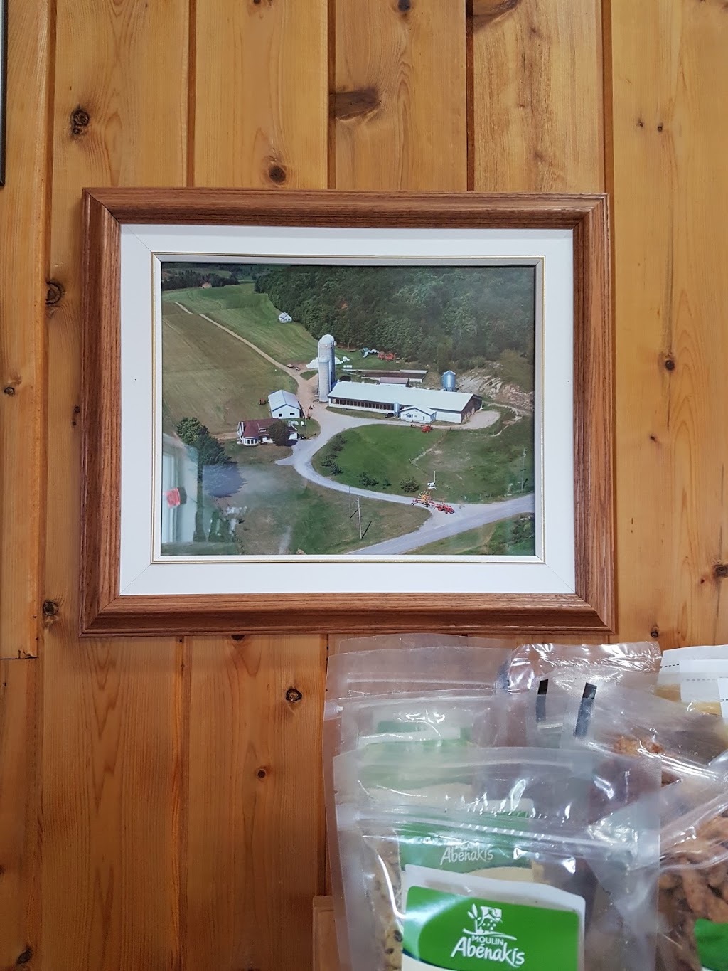 Ferme Vallée Verte - Fromagerie et produits laitiers frais | 180 Rang Guillaume Tell, Saint-Jean-de-Matha, QC J0K, Canada | Phone: (450) 886-2288