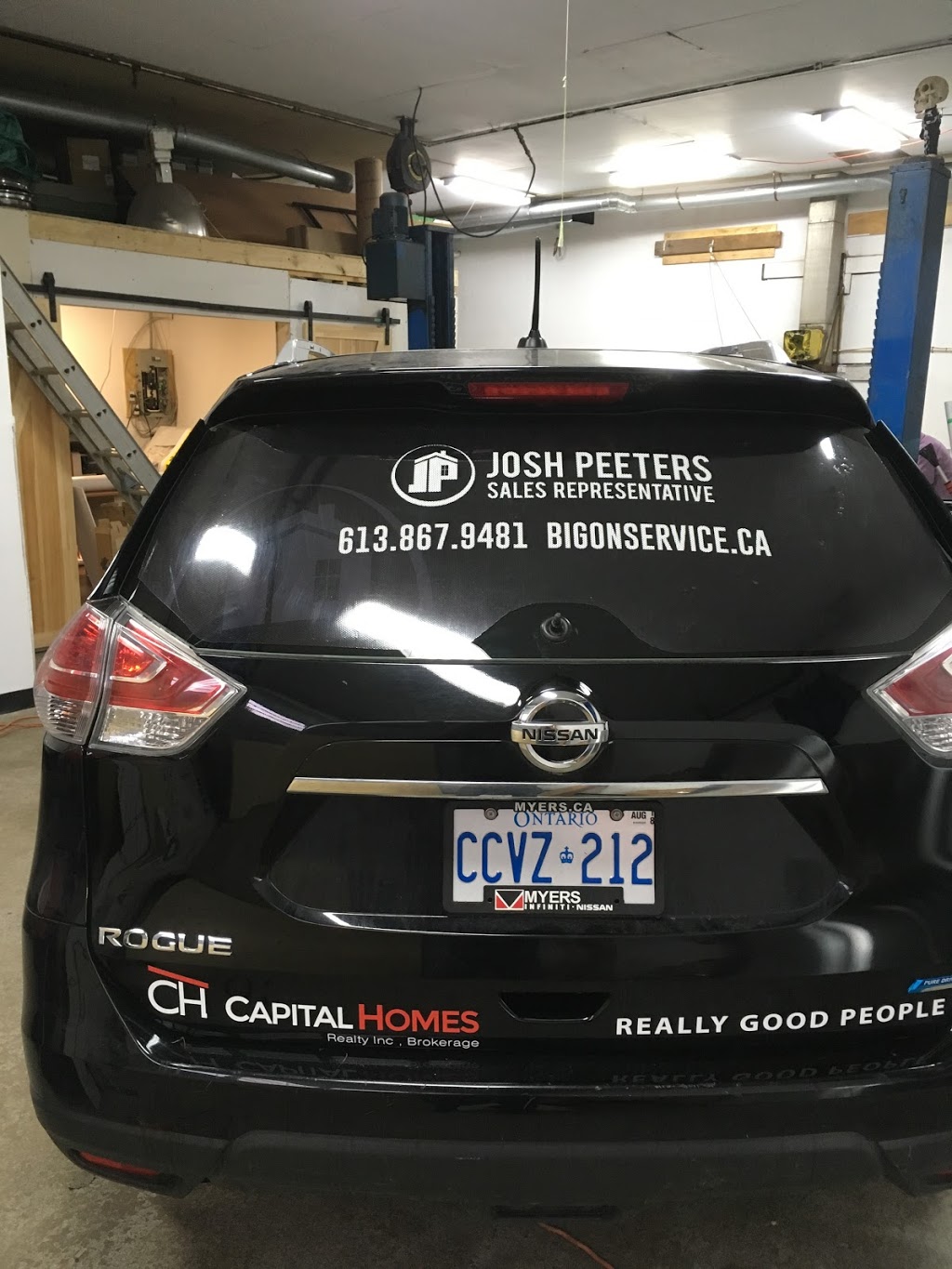 Capital Valley Vinyl | 38 Colin St, Arnprior, ON K7S 3Y8, Canada | Phone: (613) 623-7522