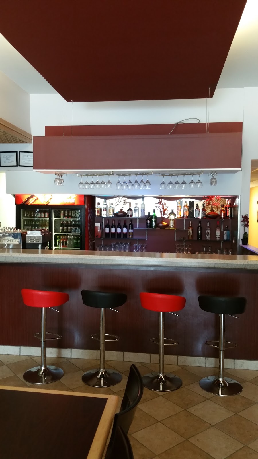 Gohe Ethiopian Restaurant | 595 Notre Dame Ave, Winnipeg, MB R3B 1S6, Canada | Phone: (204) 414-1529