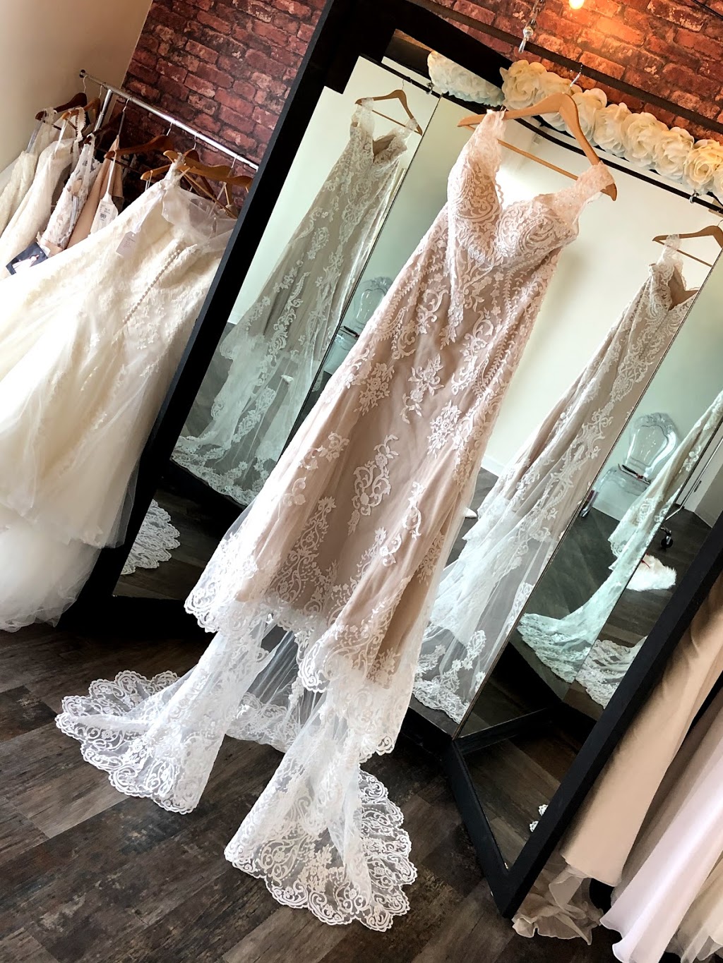 Hourglass Bridal Boutique Inc. | 1A, 215 36 Ave NE #1A, Calgary, AB T2E 2L4, Canada | Phone: (587) 500-3221
