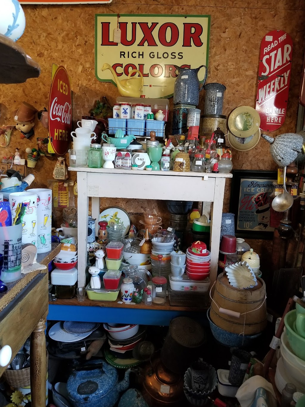 Caresa Antiques | 1182 Windham Rd 9, Windham Centre, ON N0E 2A0, Canada | Phone: (519) 443-5856