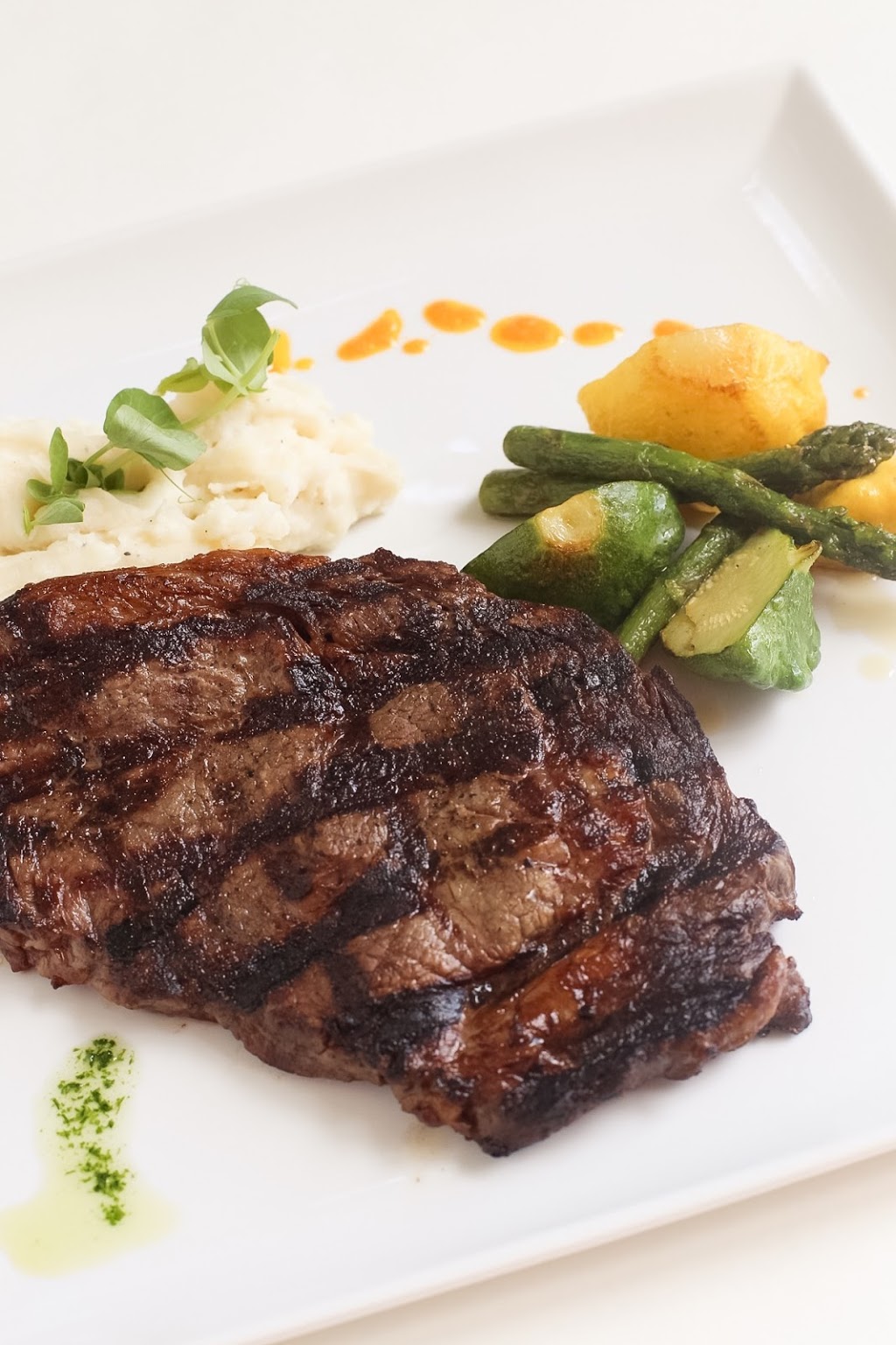519 Table and Pour | 972 Old Durham Rd, Walkerton, ON N0G 2V0, Canada | Phone: (519) 507-7687